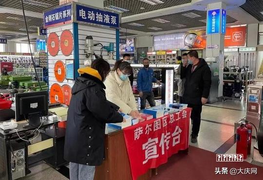 简约款黄金首饰收纳本耐看耐用吗